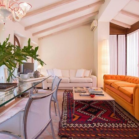 Oriental Apartment Gardens Views 2 Pax Севілья Екстер'єр фото
