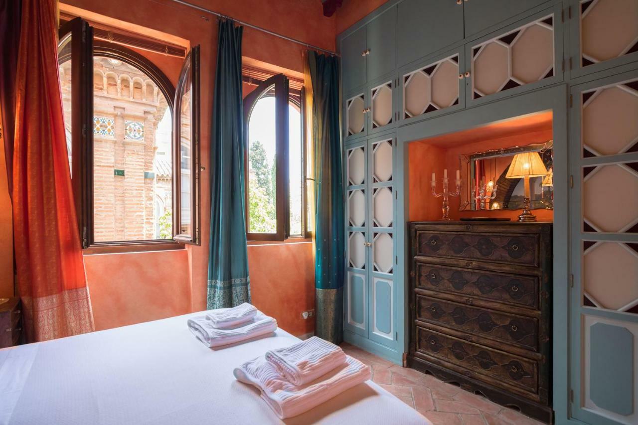Oriental Apartment Gardens Views 2 Pax Севілья Екстер'єр фото